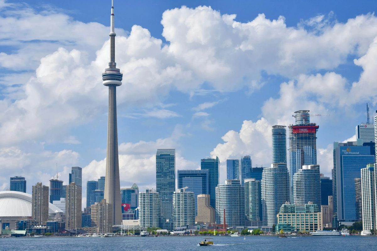 Home internet comparison context for Toronto, Ontario